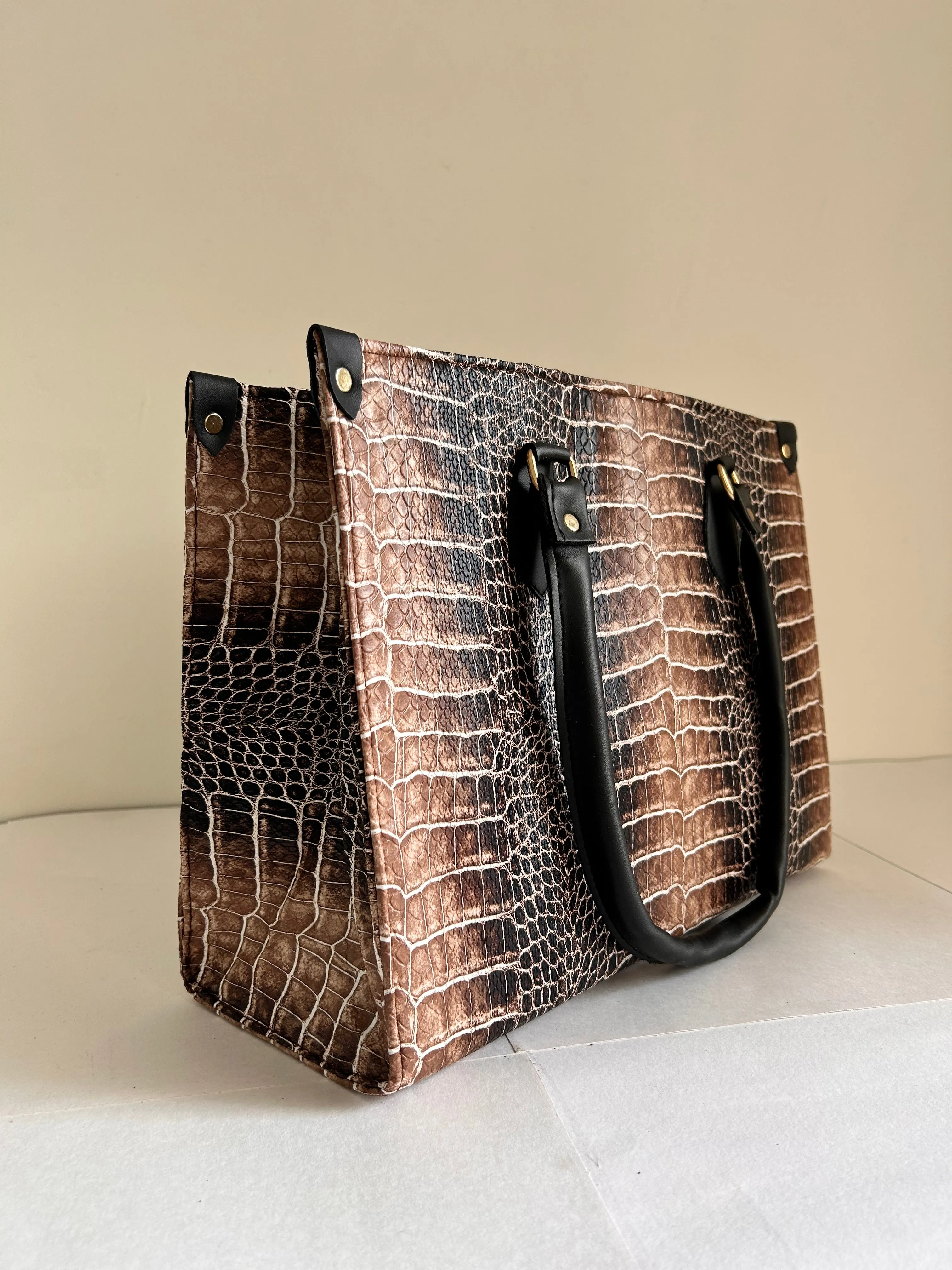 BB Croco Classic Tote Bag