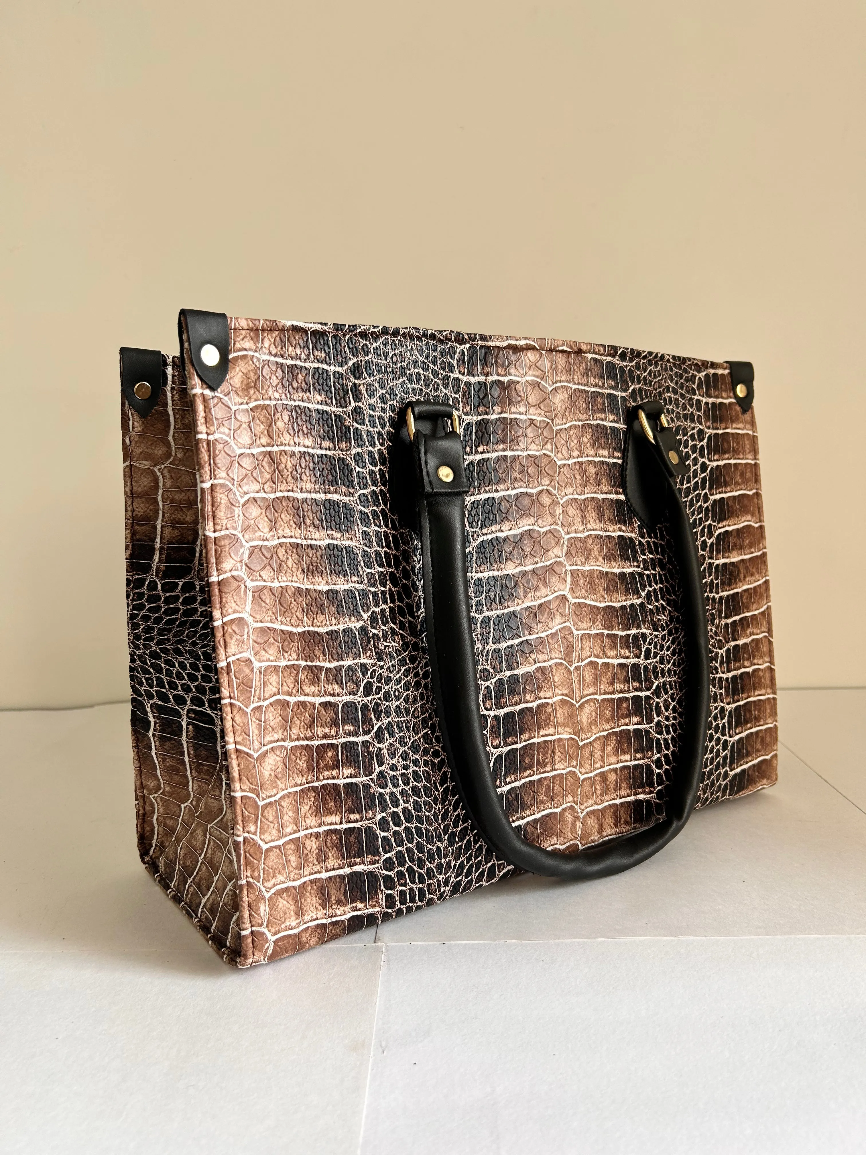 BB Croco Classic Tote Bag