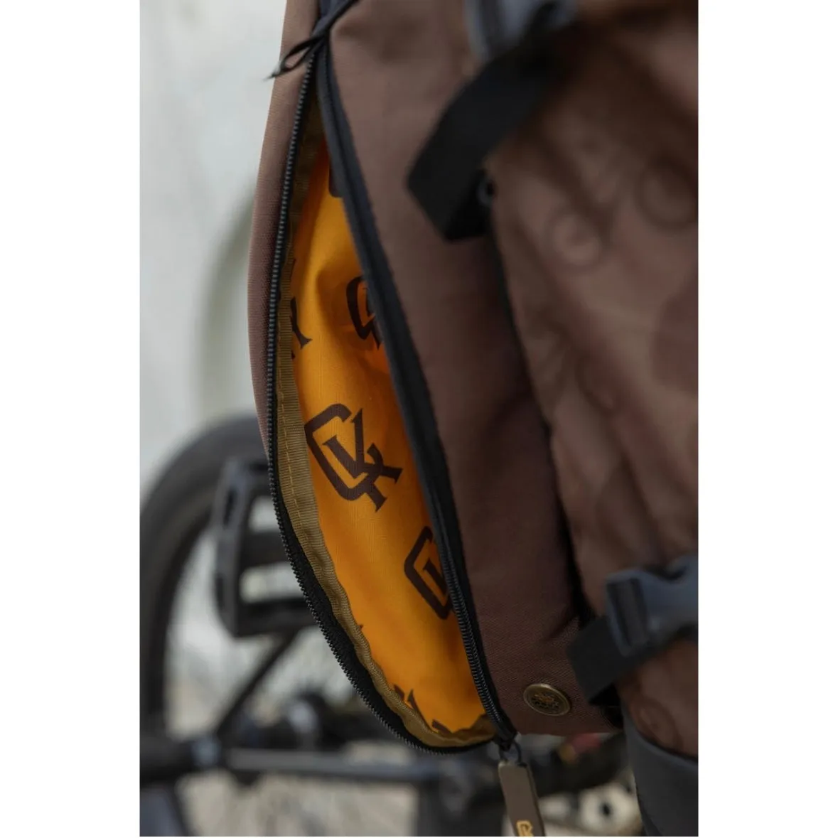 Chad Kerley x Solepack: The OMEGA backapck  SP-1 shoe carrier