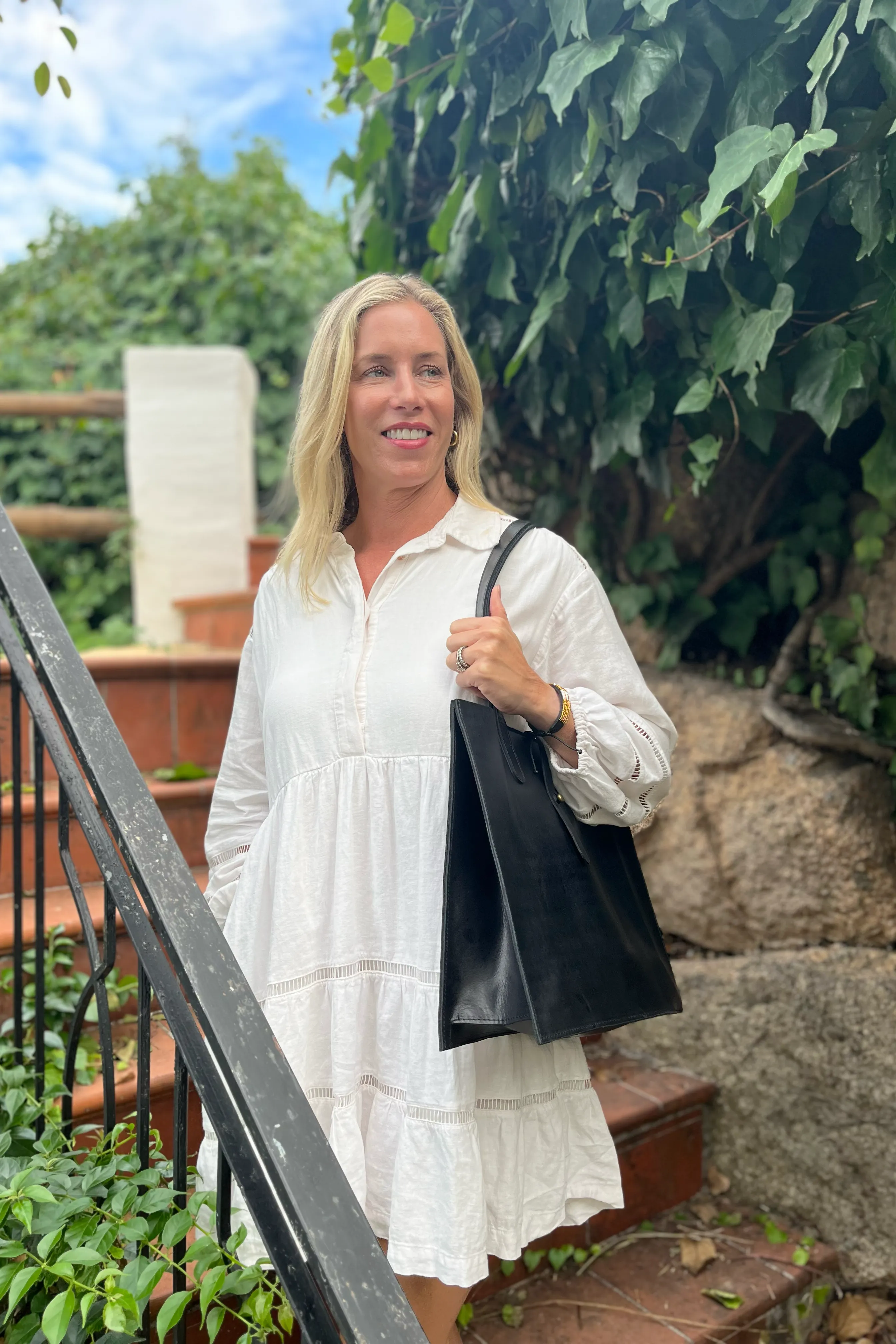 GEN Large Leather Handbag, Black
