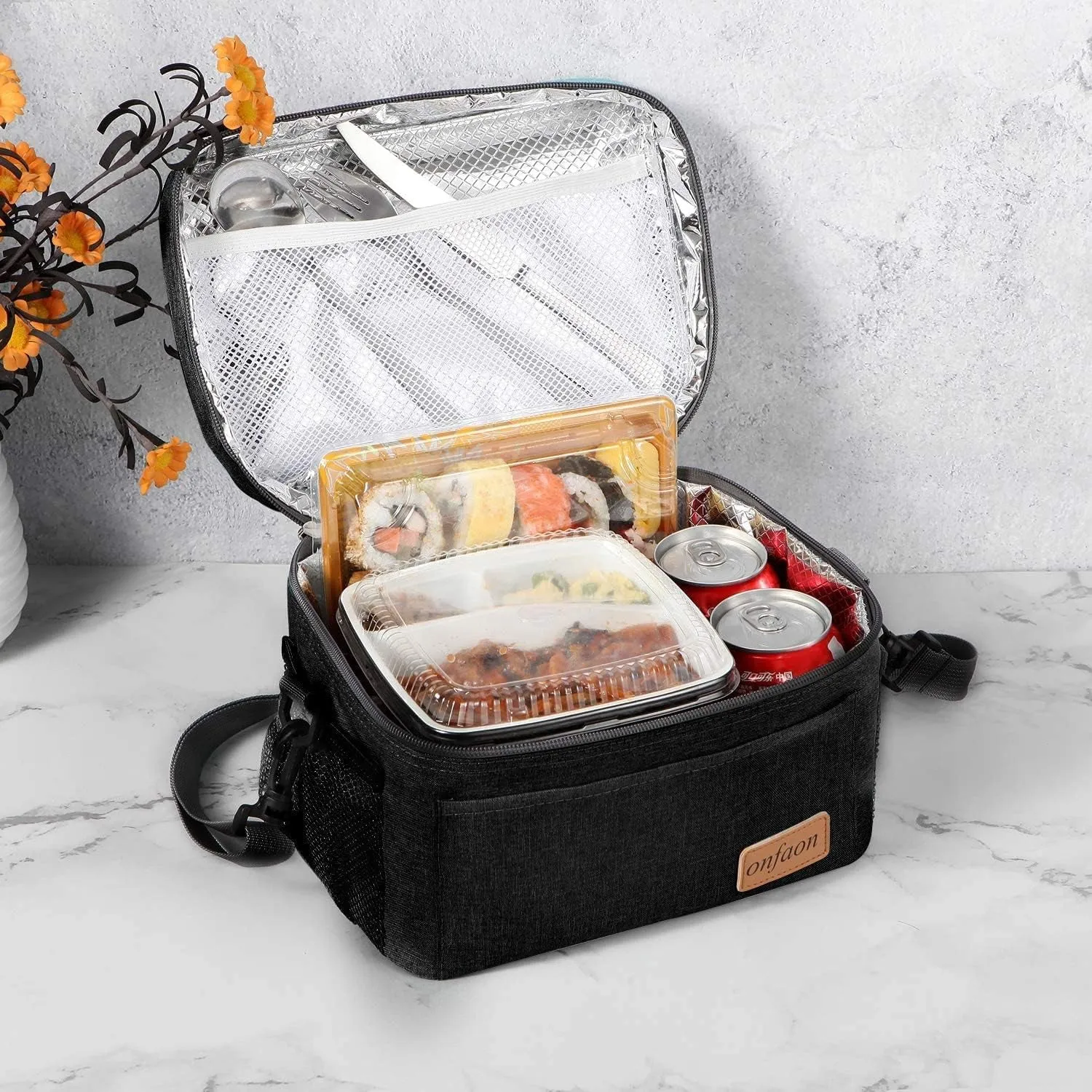 Leakproof Lunch Bag, Cooler Lunch Bag with Adjustable Shoulder Strap for Office Work Picnic and Beach