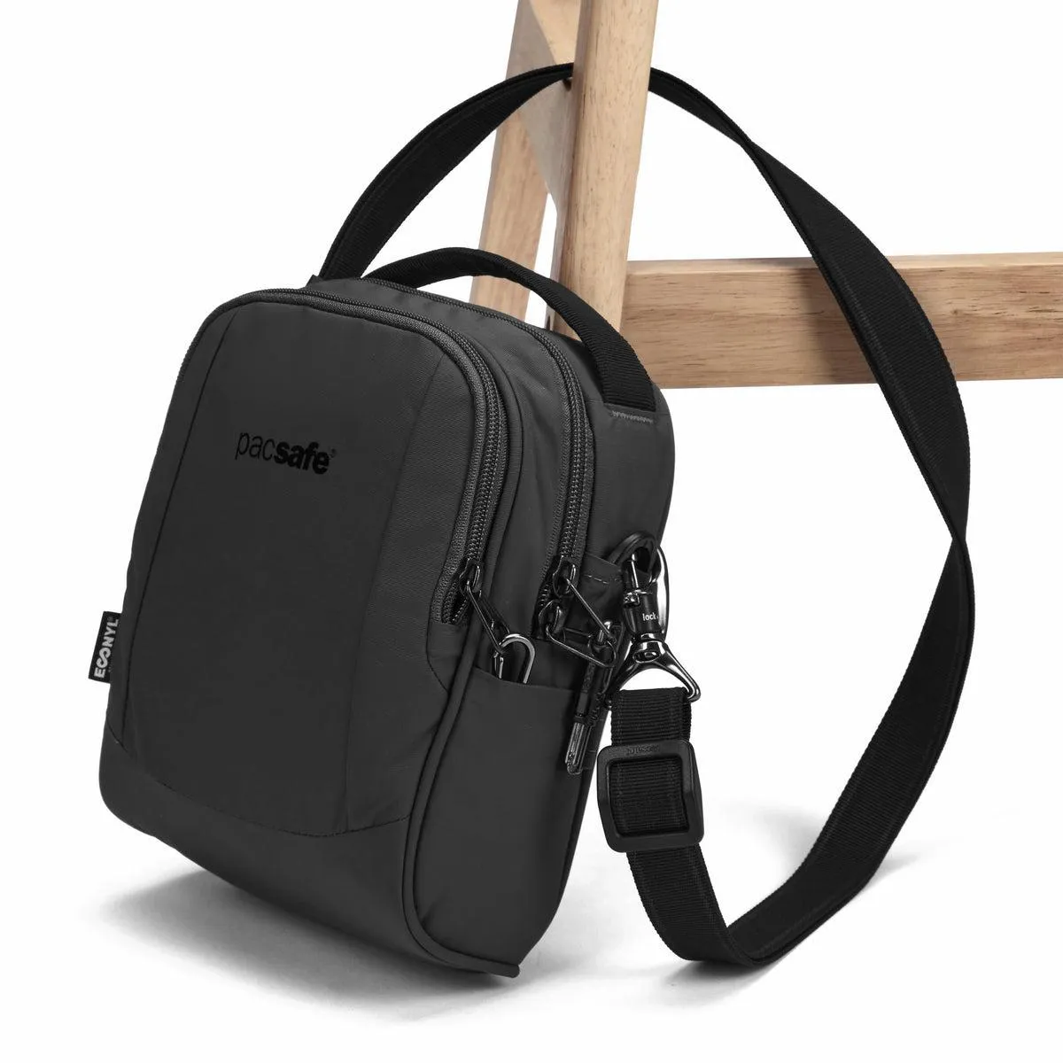 Pacsafe Metro LS100 Crossbody