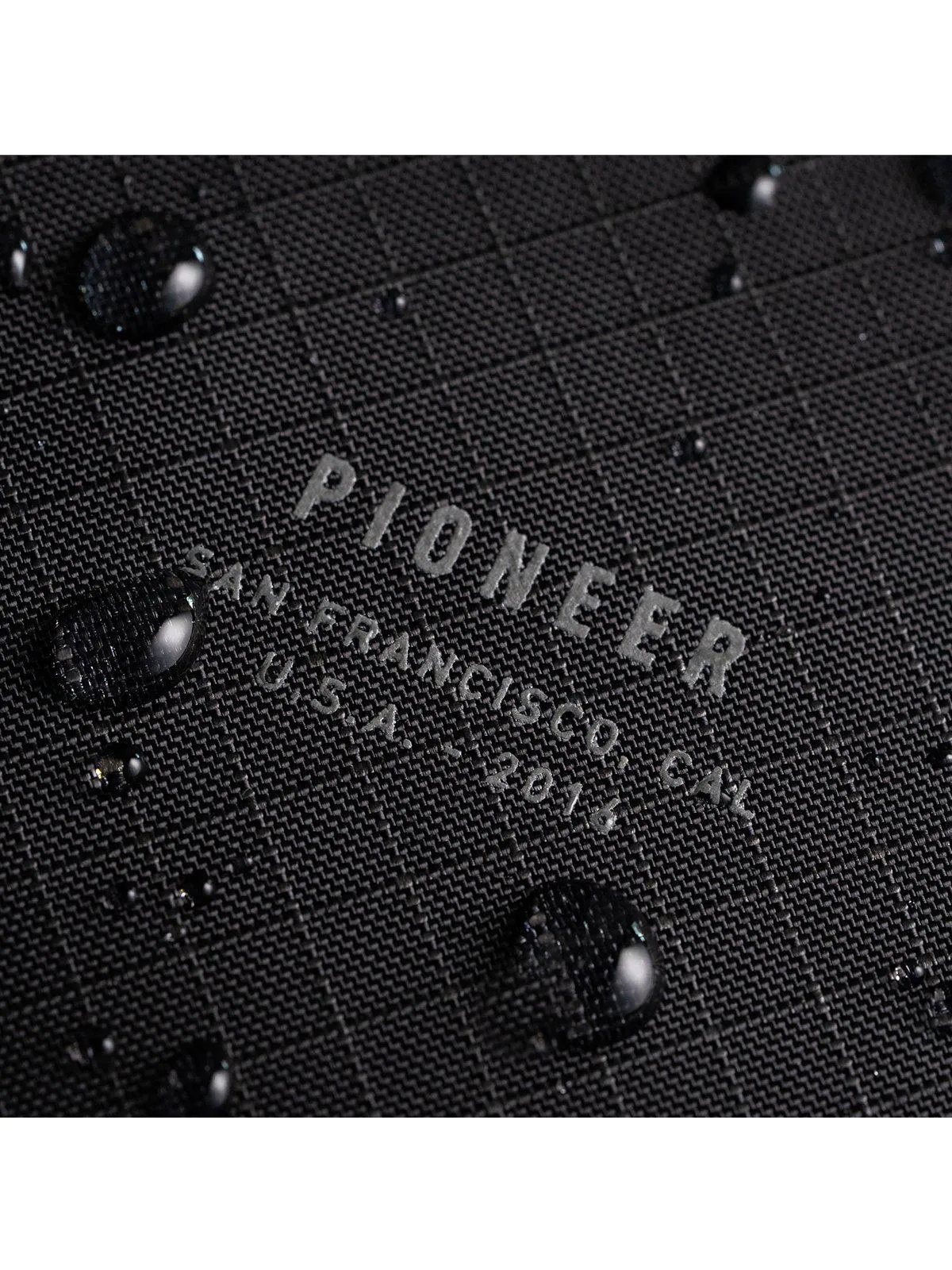 Pioneer The Flyfold Wallet 10XD Ripstop Onyx RFID