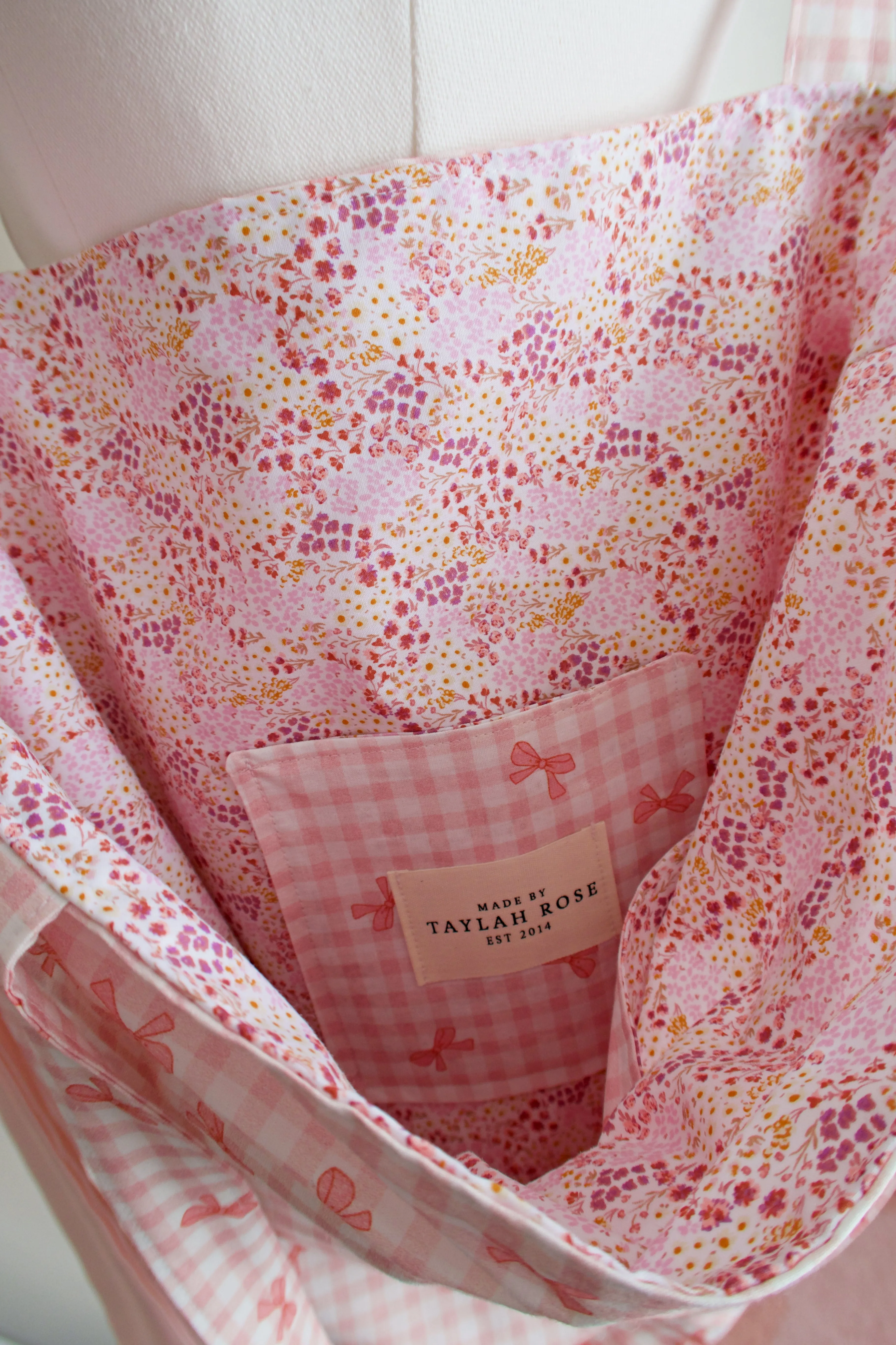 Pretty Pink Bow Tote Bag
