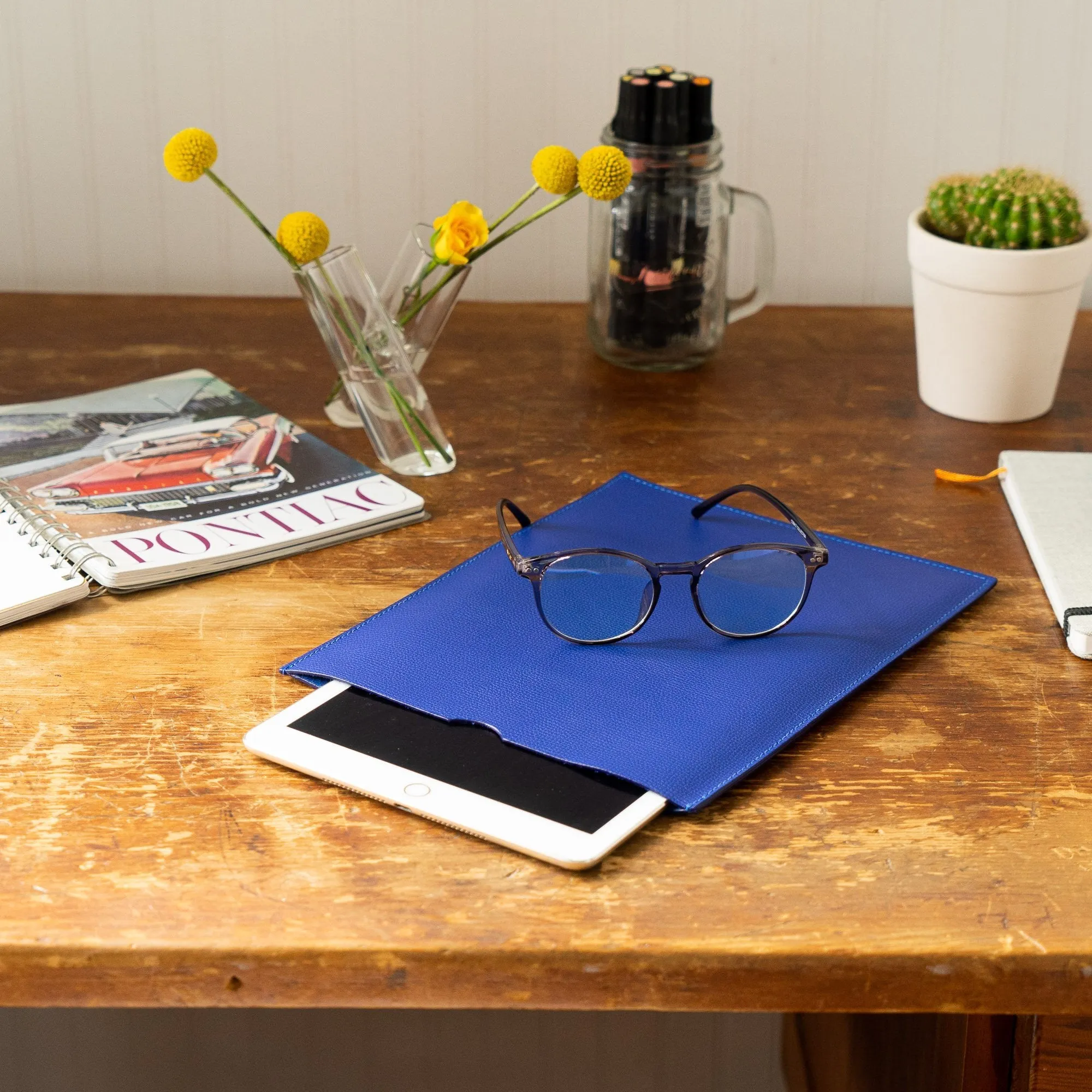 SLEEVE Superior-grade AIKEN Special price IPAD