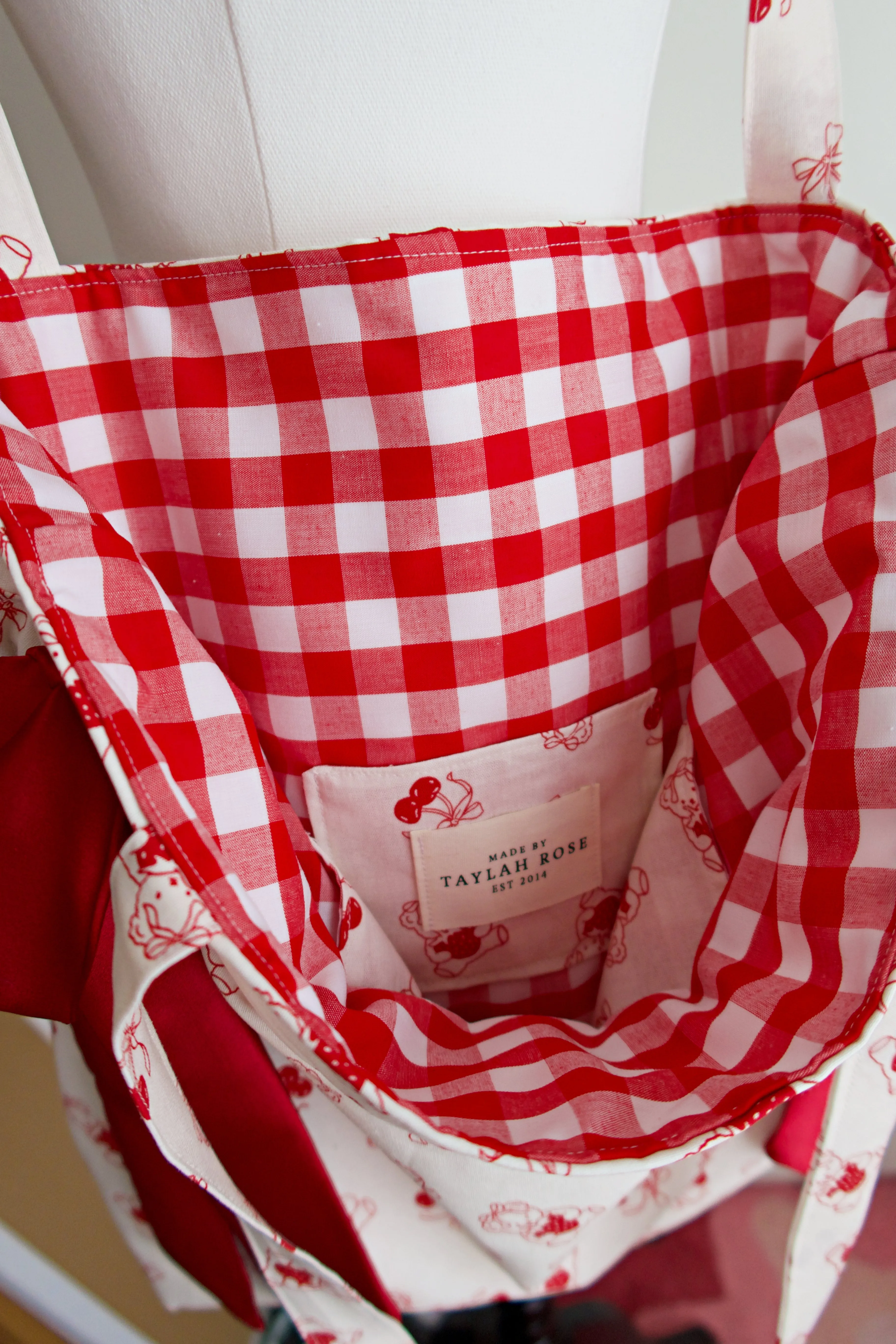 Teddy Bear Picnic Bow Tote Bag