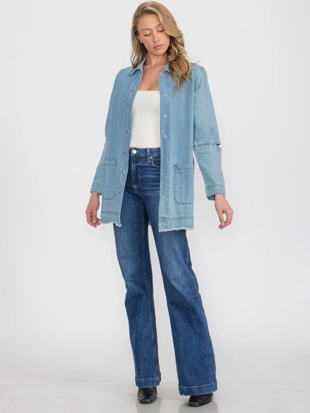 WOMEN'S LONG CUT OUT SLEEVE BUTTON UP FRONT POCKETS DENIM JACKET