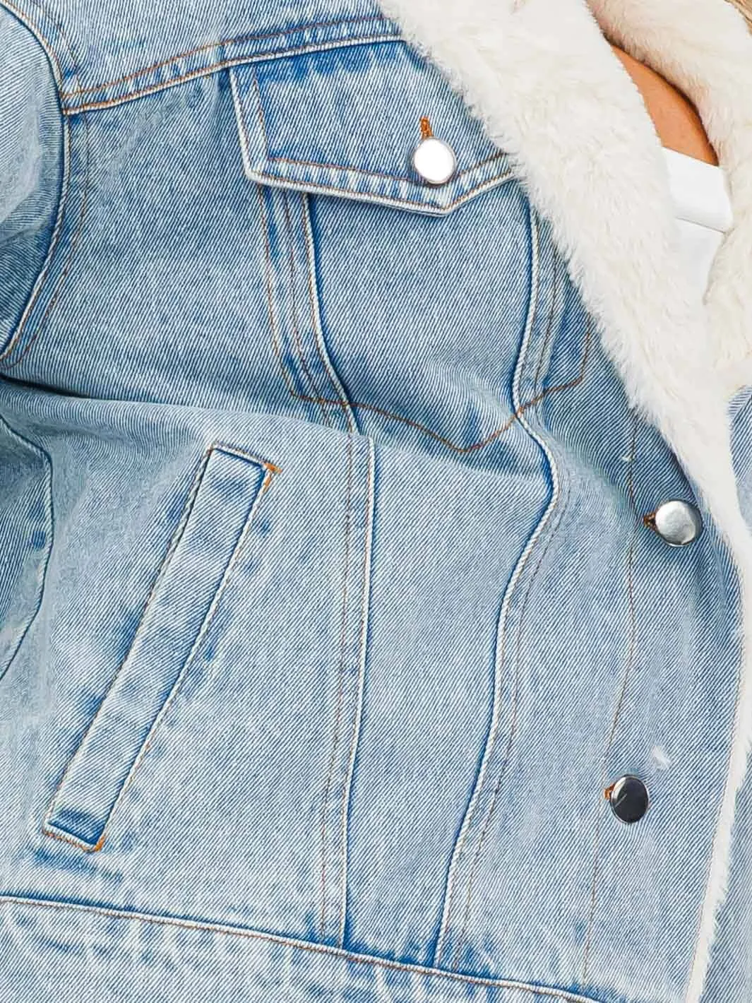 WOMEN'S LONG SLEEVE BUTTON CLOSURE POCKETS SHERPA DENIM JACKET