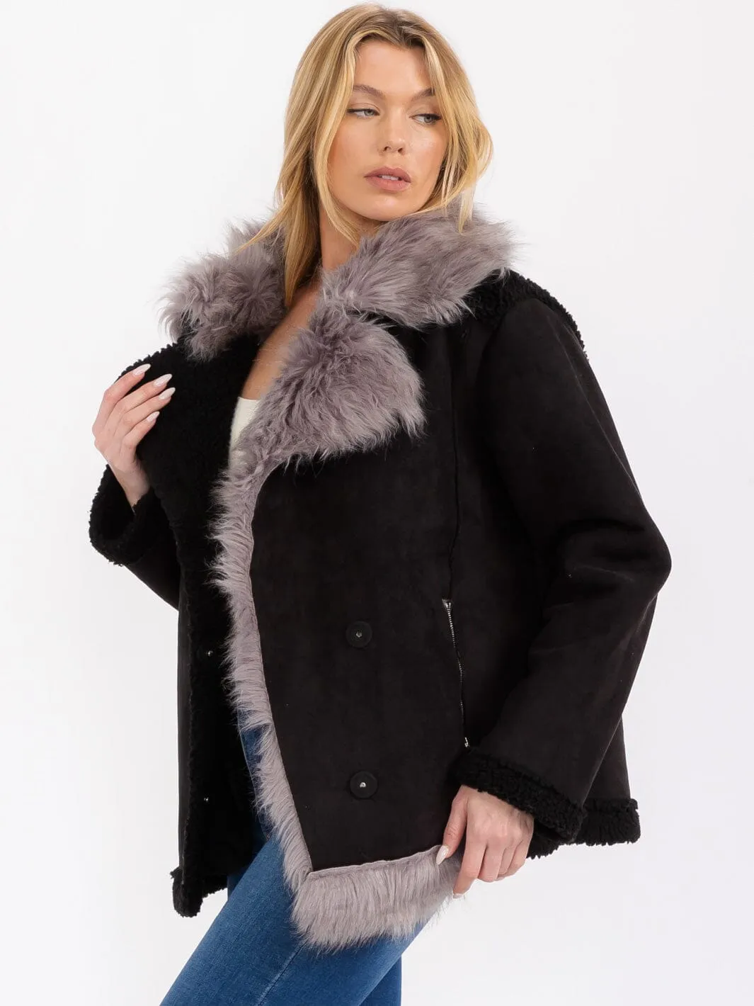 WOMEN'S LONG SLEEVE FRONT POCKET BUTTON CLOSURE SHERPA JACKET