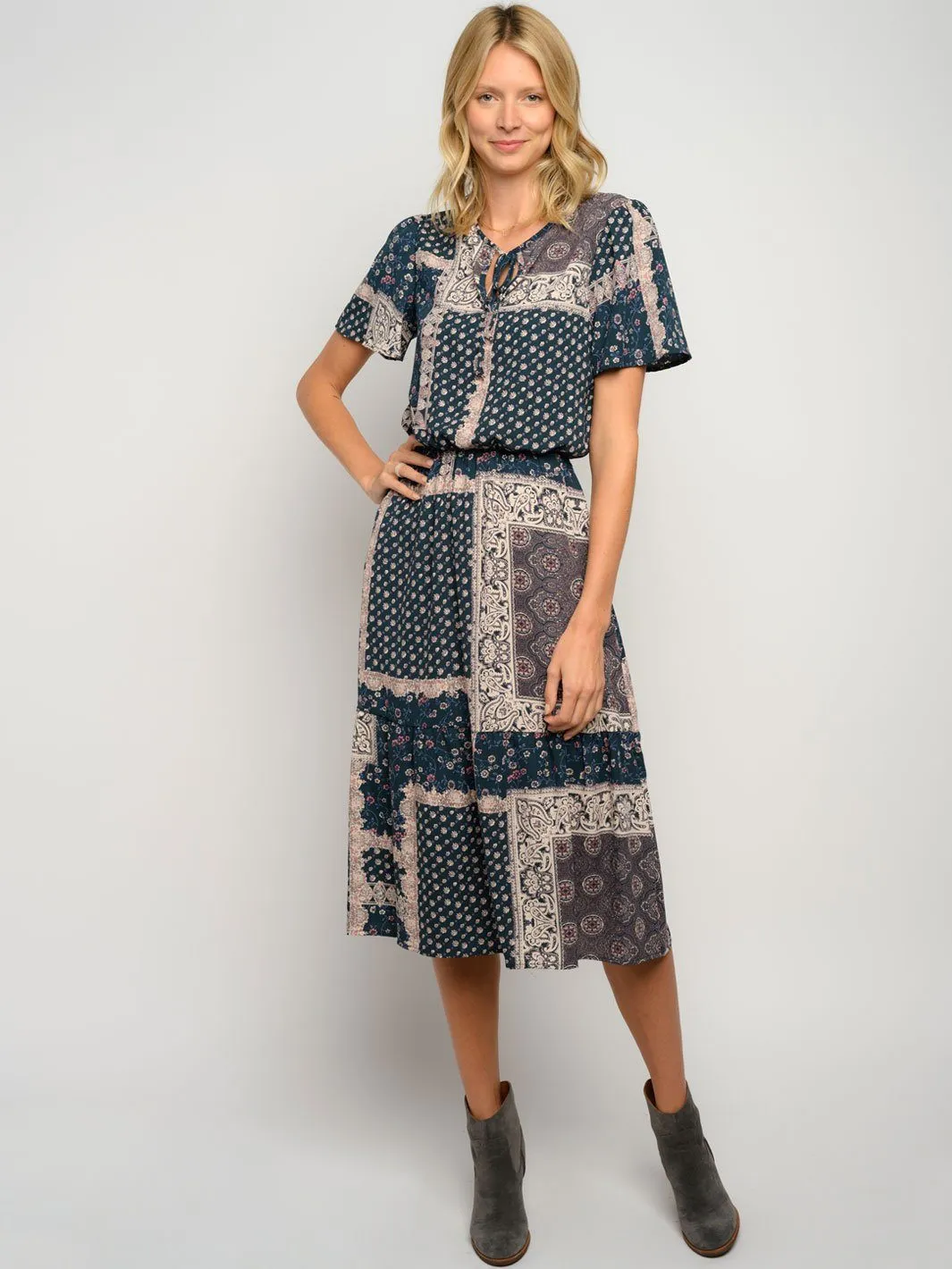 WOMEN'S MULTI PRINT SHORT SLEEVE MIDI DRESS