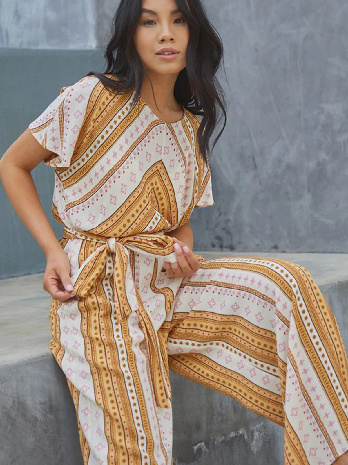 WOMEN'S SHORT SLEEVE FRONT POCKETS MULTI PRINT WIDE LEG JUMPSUIT