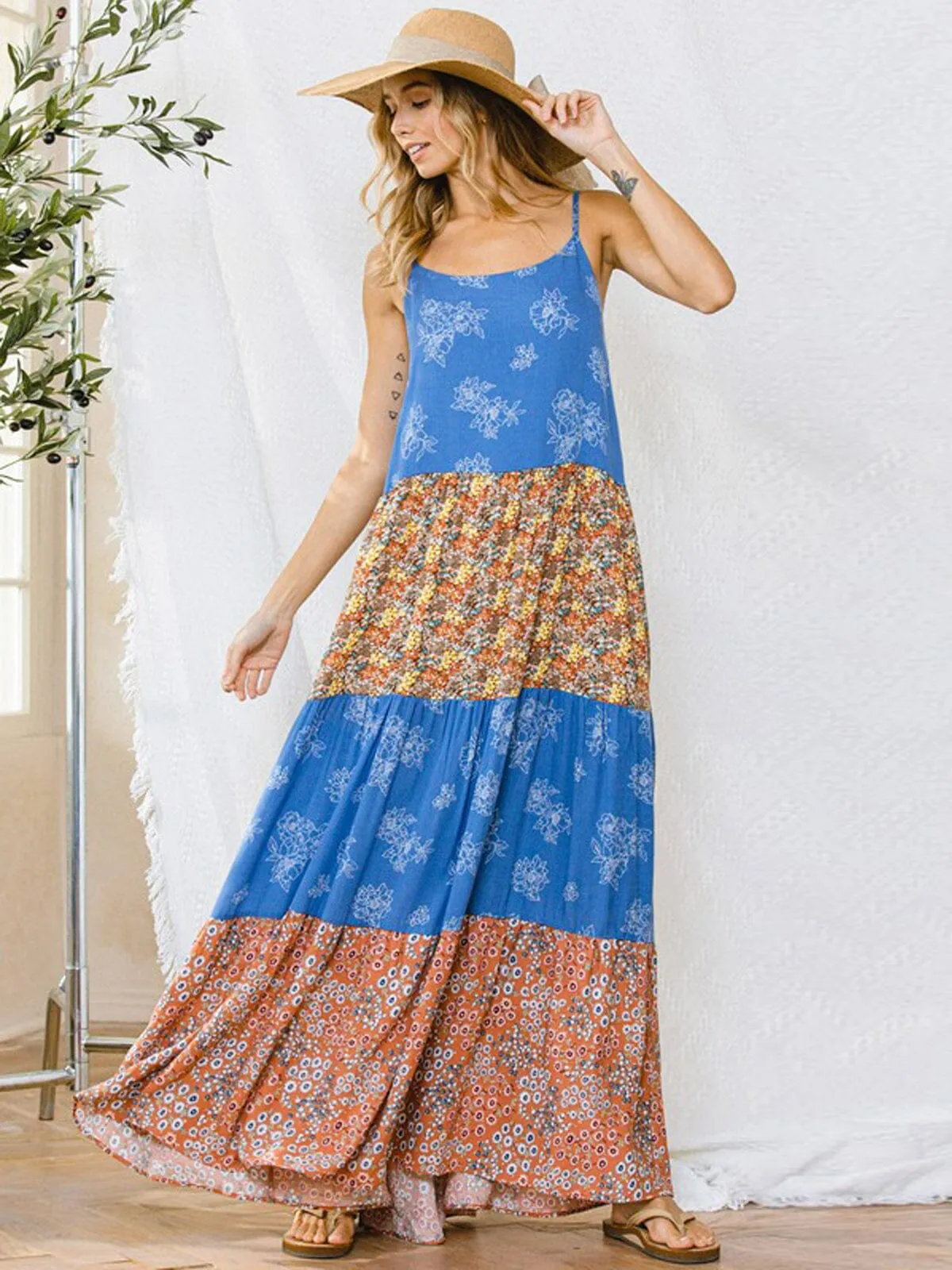 WOMEN'S SLEEVELESS COLORBLOCK MULTI PRINT MAXI DRESS